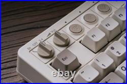 8BitDo Retro Mechanical Keyboard M Edition (Qwerty Keyboard 87 Keys DISPOSIT) 8BitDo Retro Mechanical Keyboard M Edition (Qwerty Keyboard 87 Keys DISPOSIT)
