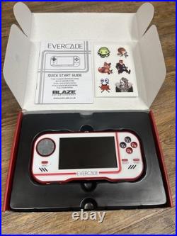 Evercade Retro Games Handled Console Premium Pack White/Red (306512) Evercade Retro Games Handled Console Premium Pack White/Red (306512)