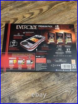 Evercade Retro Games Handled Console Premium Pack White/Red (306512) Evercade Retro Games Handled Console Premium Pack White/Red (306512)