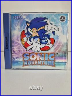 Retro Sega Dreamcast console, 2 controllers, 7 game including Sonic Adventures 2 Retro Sega Dreamcast console, 2 controllers, 7 game including Sonic Adventures 2