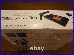 Sega Master System Plus Boxed 50/60hz switch Light Phaser controller