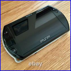Sony PSP GO Black 16GB Console Games Bundle CFW GBA GBC SNES NES Retro Rare PS1