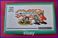 Vintage Retro Early Nintendo Bomb Sweeper Dual-Screen Video Game Console 1987 Vintage Retro Early Nintendo Bomb Sweeper Dual-Screen Video Game Console 1987